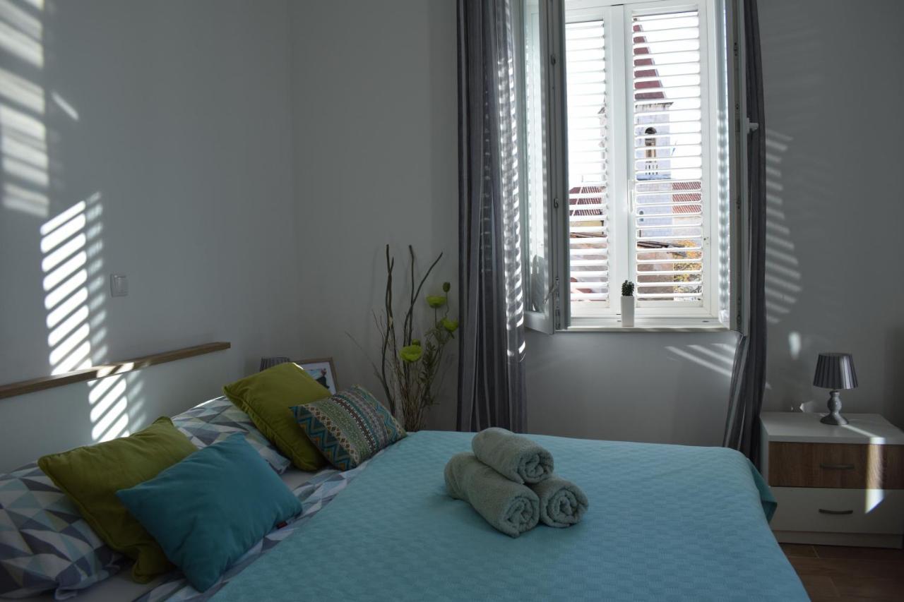 Ferienwohnung Optimist Makarska Town Center Exterior foto