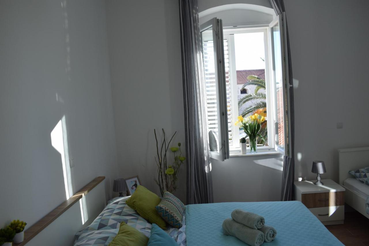 Ferienwohnung Optimist Makarska Town Center Exterior foto