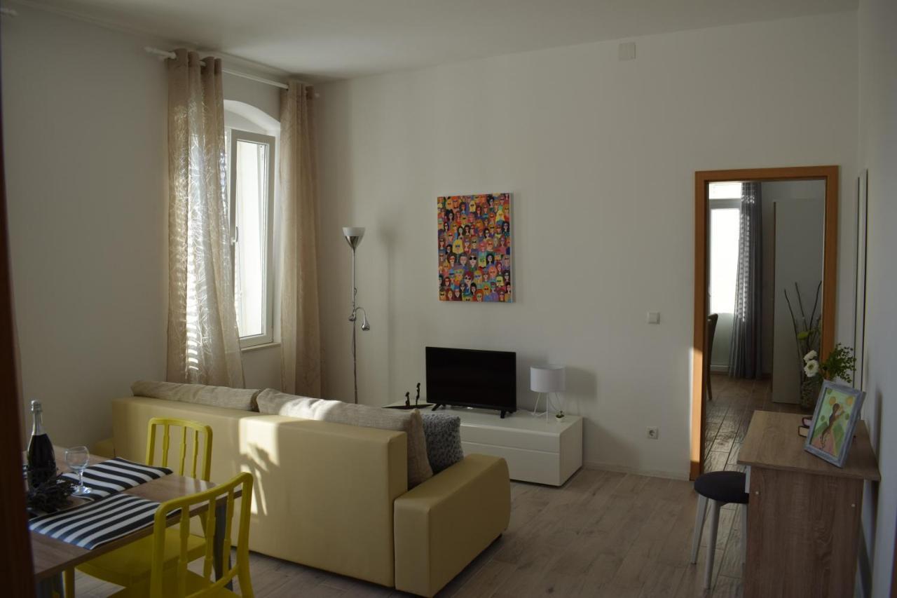 Ferienwohnung Optimist Makarska Town Center Exterior foto