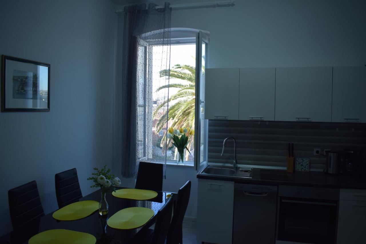 Ferienwohnung Optimist Makarska Town Center Exterior foto