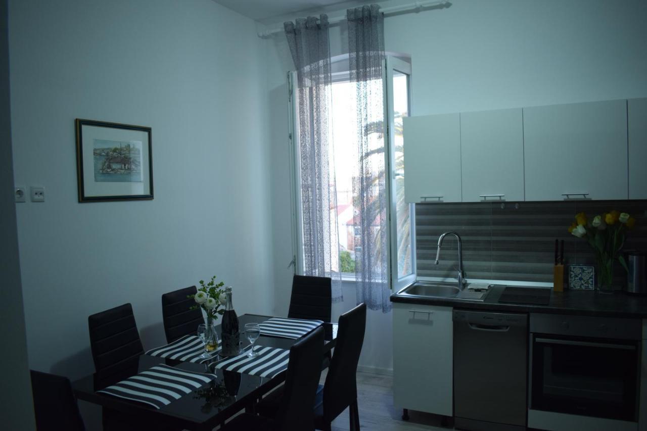 Ferienwohnung Optimist Makarska Town Center Exterior foto